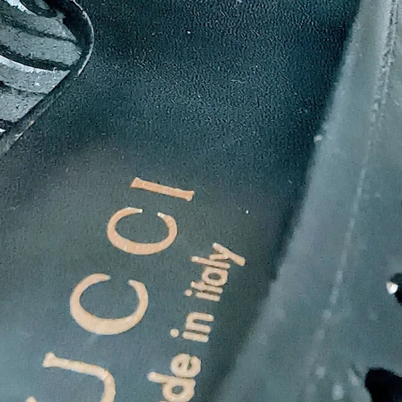 GUCCI Black Leather Laser Cut Square Toe Pumps, Size 35 - Picture 8 of 10